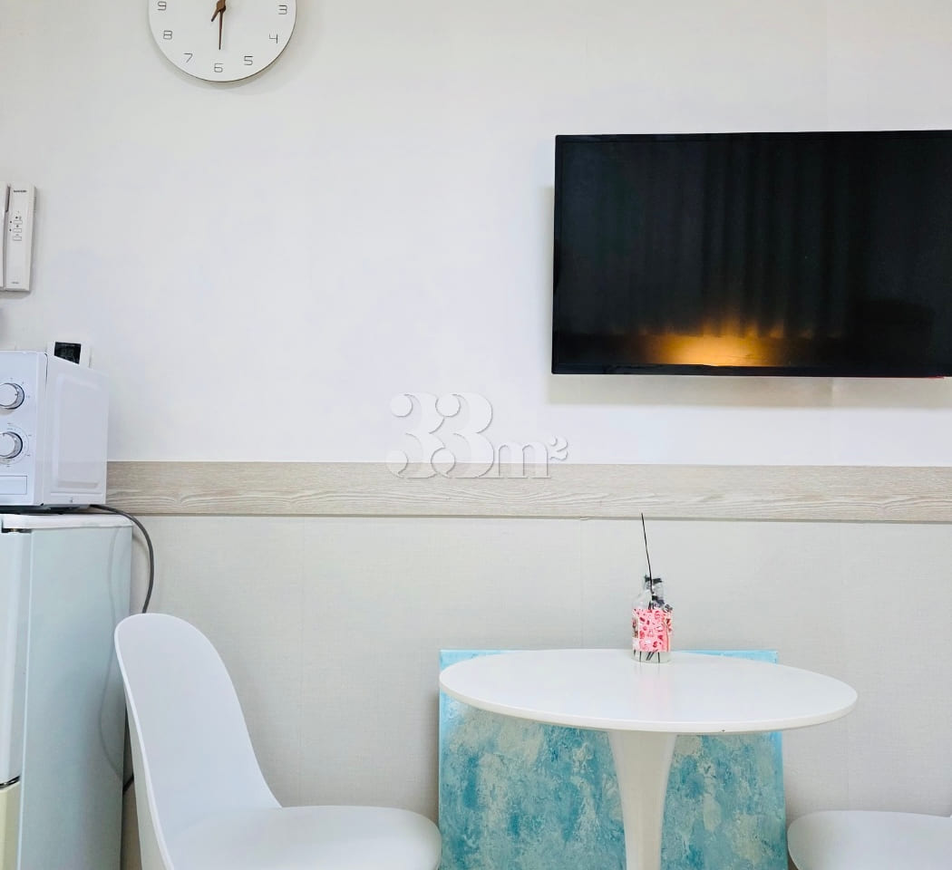 Fully Furnished Unit B (4-Minute Walk from Bo 18th image