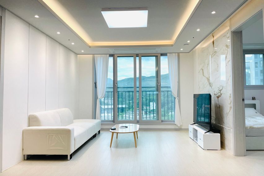Three-room apartment in Anyang Arts Park 1th image