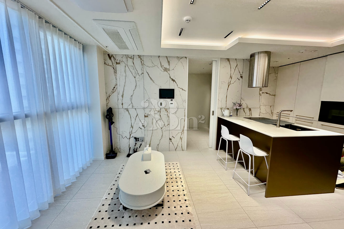 ⭐️Two-bedroom apartment in Gangnam, right nex 1th image