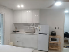 6 Atmospheric Accommodations in Downtown Jung 2th image