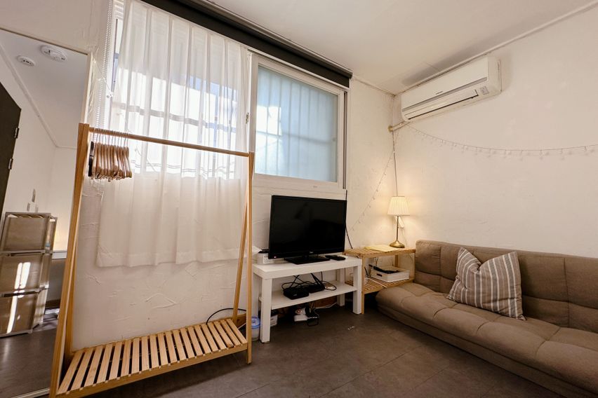 홍대역 2분/전용마당 7번째 이미지