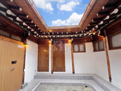 Traditional Korean house/11 people/5 air cond 0th image