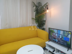 Should I also live in Haebangchon, a popular 1th image