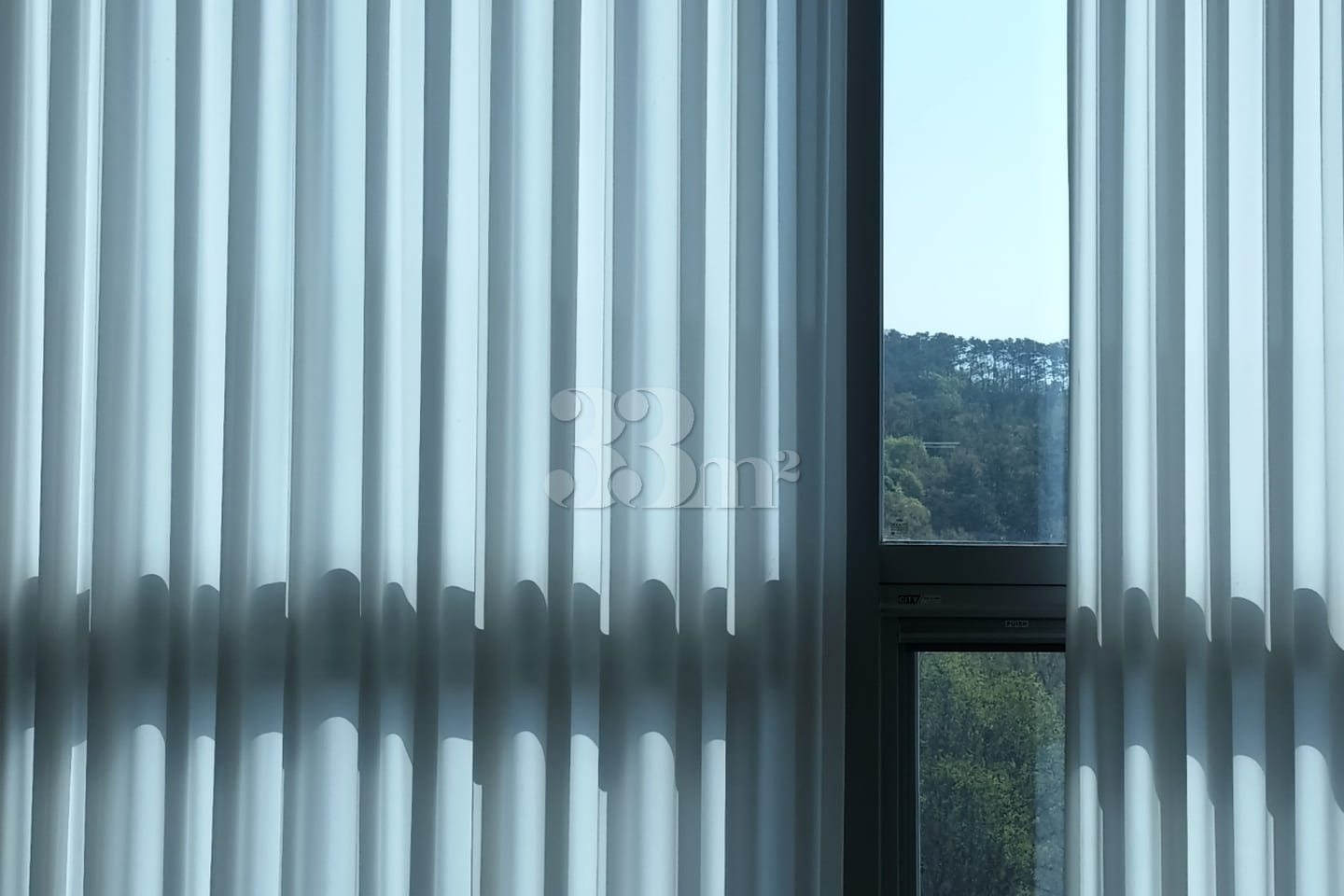 Room with a view (mountain view) 0th image