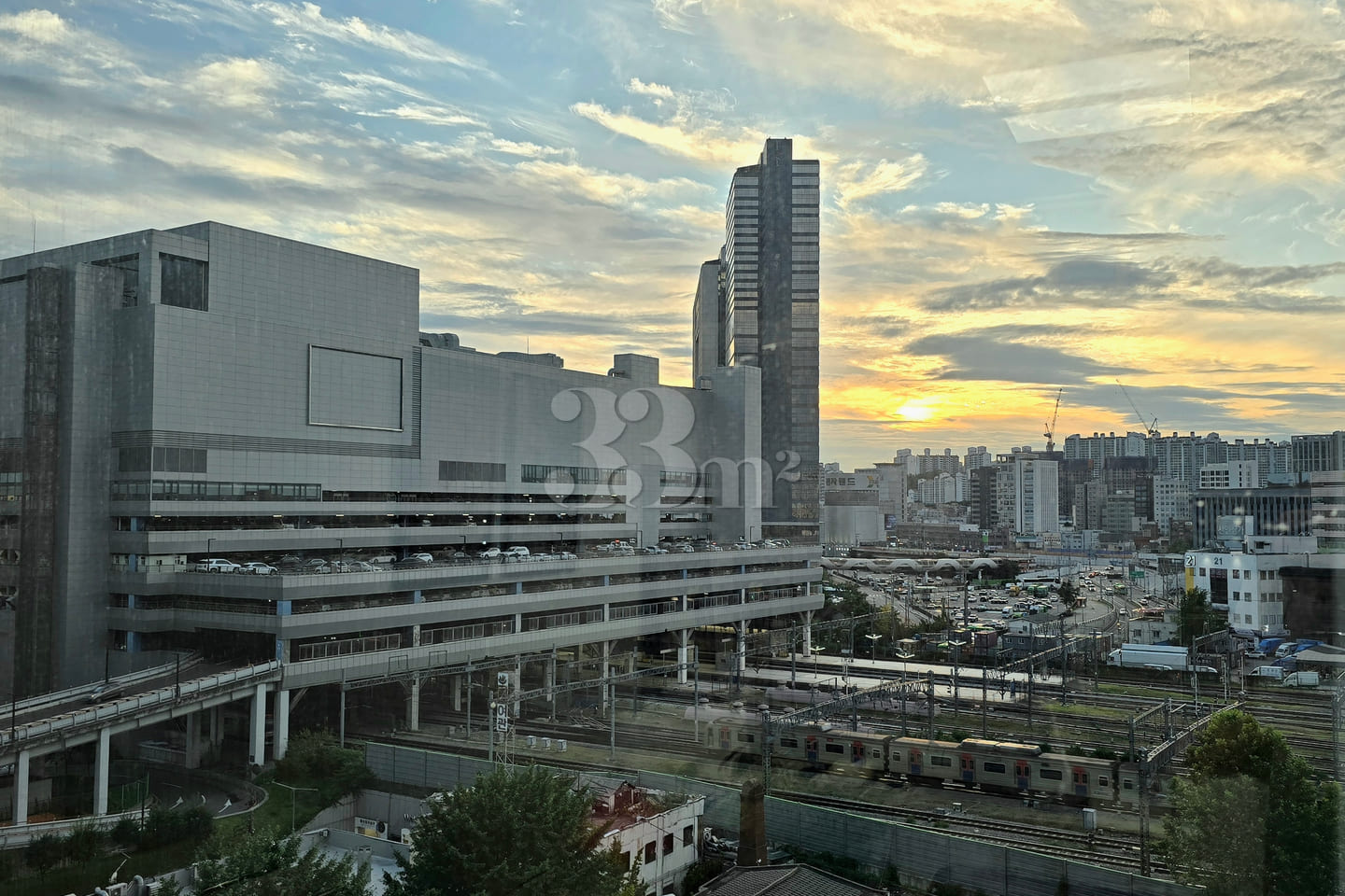 Sinyongsan Station 💥 Spacious Duplex 16th image