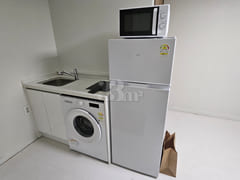 Studio apartment in Hongdae 5th image