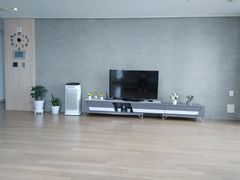 Spacious 3-bedroom apartment in Cheongna, Inc 1th image