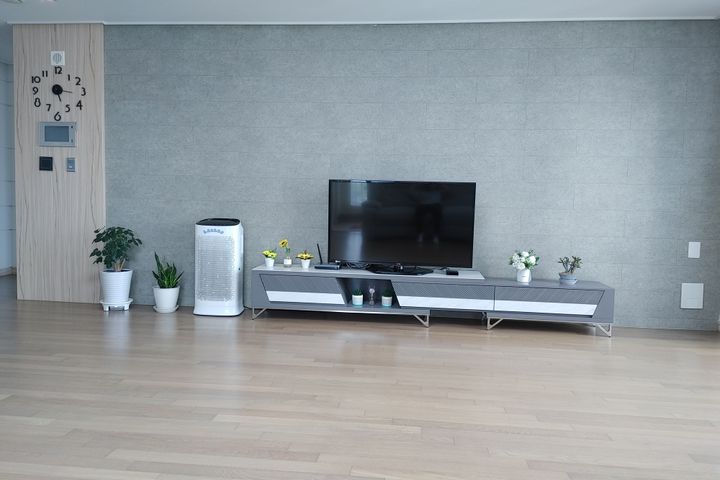 Spacious 3-bedroom apartment in Cheongna, Inc 1th image