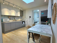 ❤️Newly built, fully furnished❤️202 4th image