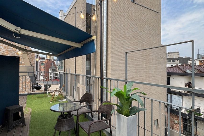 홍대 메인거리 루프탑🏕️ 2번째 이미지