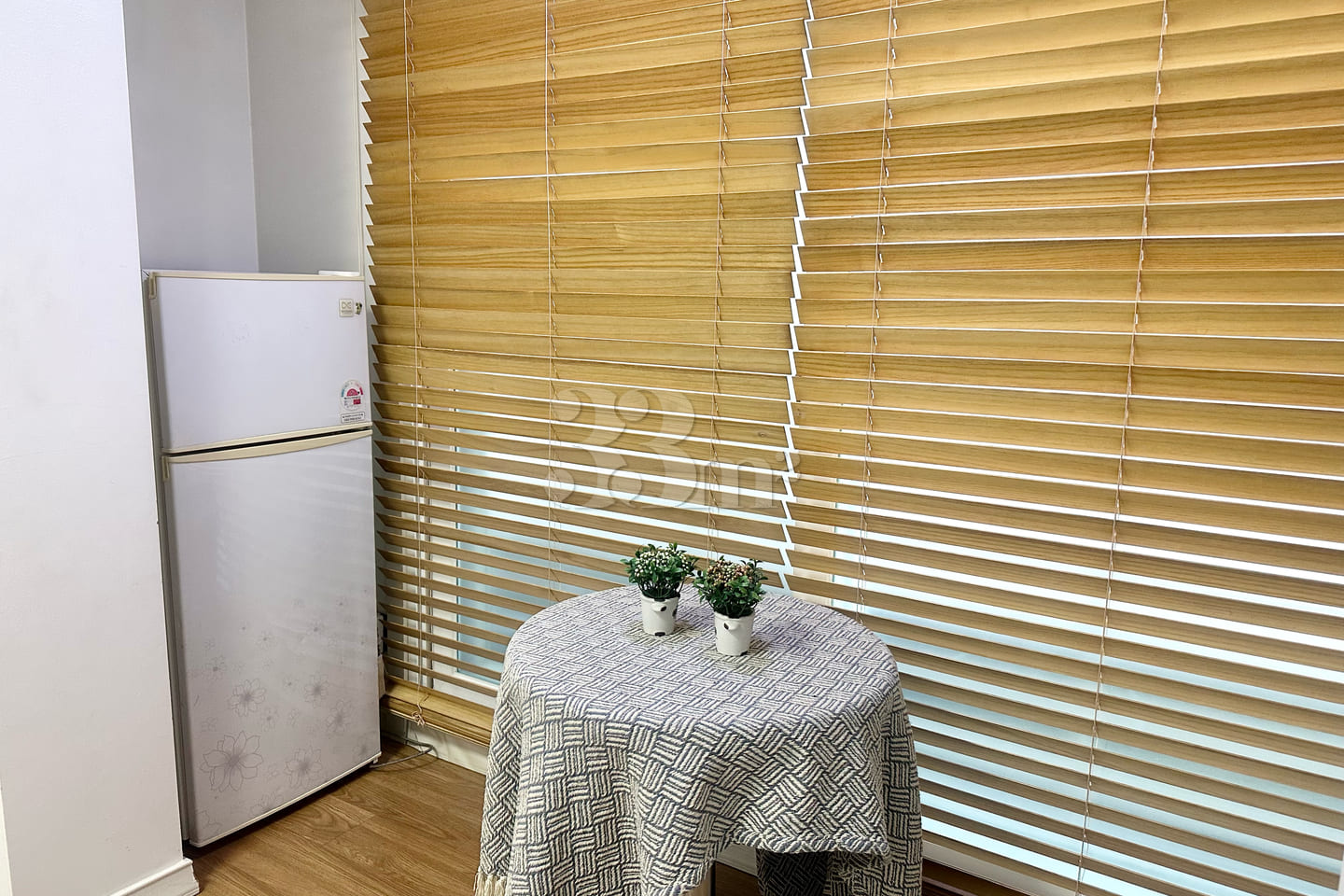 Clean 1.5-room apartment in Wadong 7th image