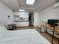 6th floor of an officetel in central Gimhae 1th image
