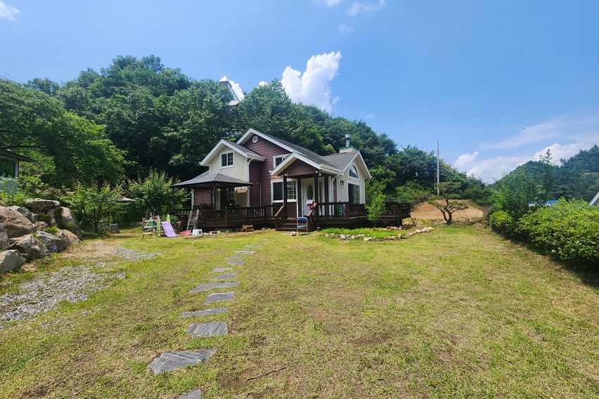 조용한 가평의 전원주택 0번째 이미지