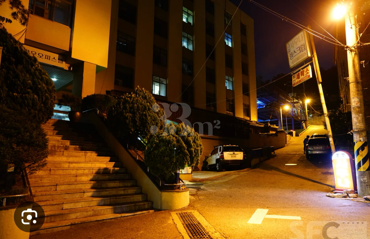 A house that's good for a walk on Namsan Moun 7th image