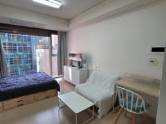♥️ Neat room just 1 minute from Gangnam Stati 8th image