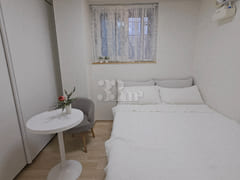 ❤️Newly built, fully furnished❤️202 12th image