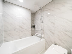 Luxury Newly Built Apartment in Seocho G 7th image