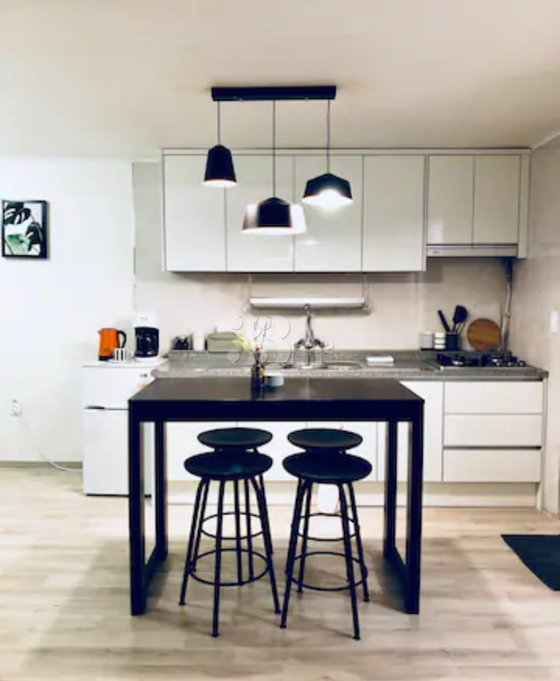 Gangnam Yeoksam Two-Bedroom Apartment with Fu 7th image