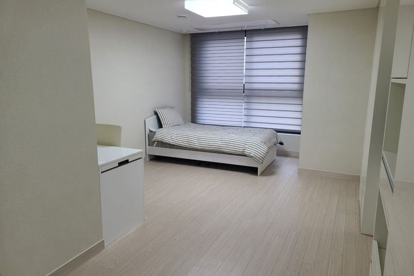 금남로 5가역 침대2개