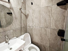 New Luxury Fully Furnished Unit 304 7th image