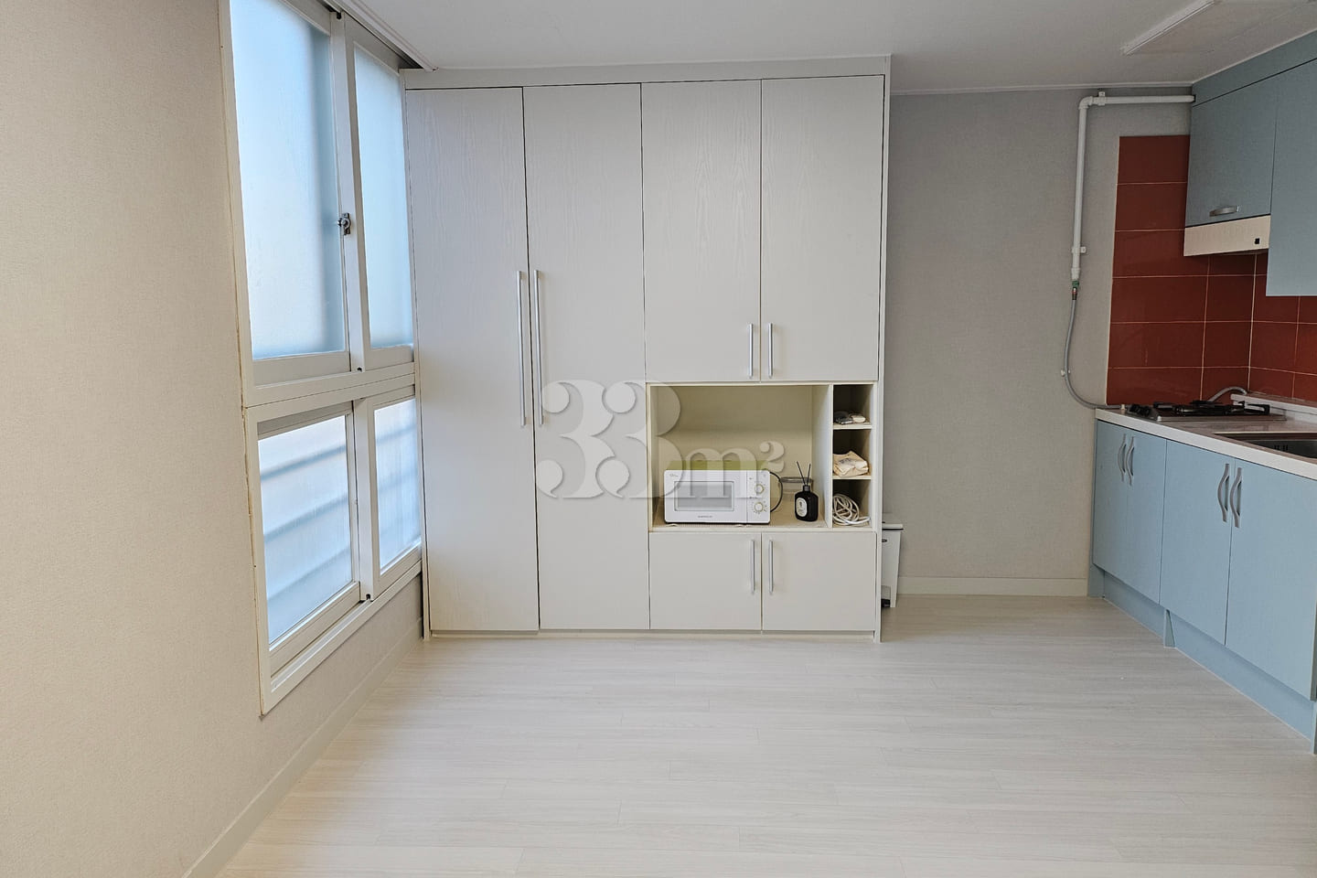 A neat and perfect studio apartment 1th image