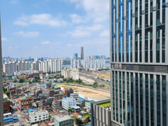 Newly built Nice View at Yongsan Station❤️ 6th image