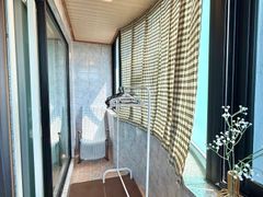Spacious accommodation in Yeongdeungpo 11th image