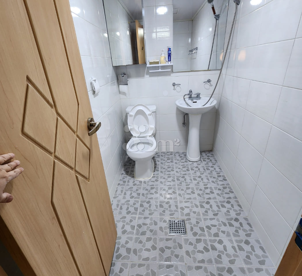 3-meter-high window, individual heating, 310 6th image