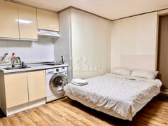2 minutes from Nonhyeon Station (studio apart 2th image
