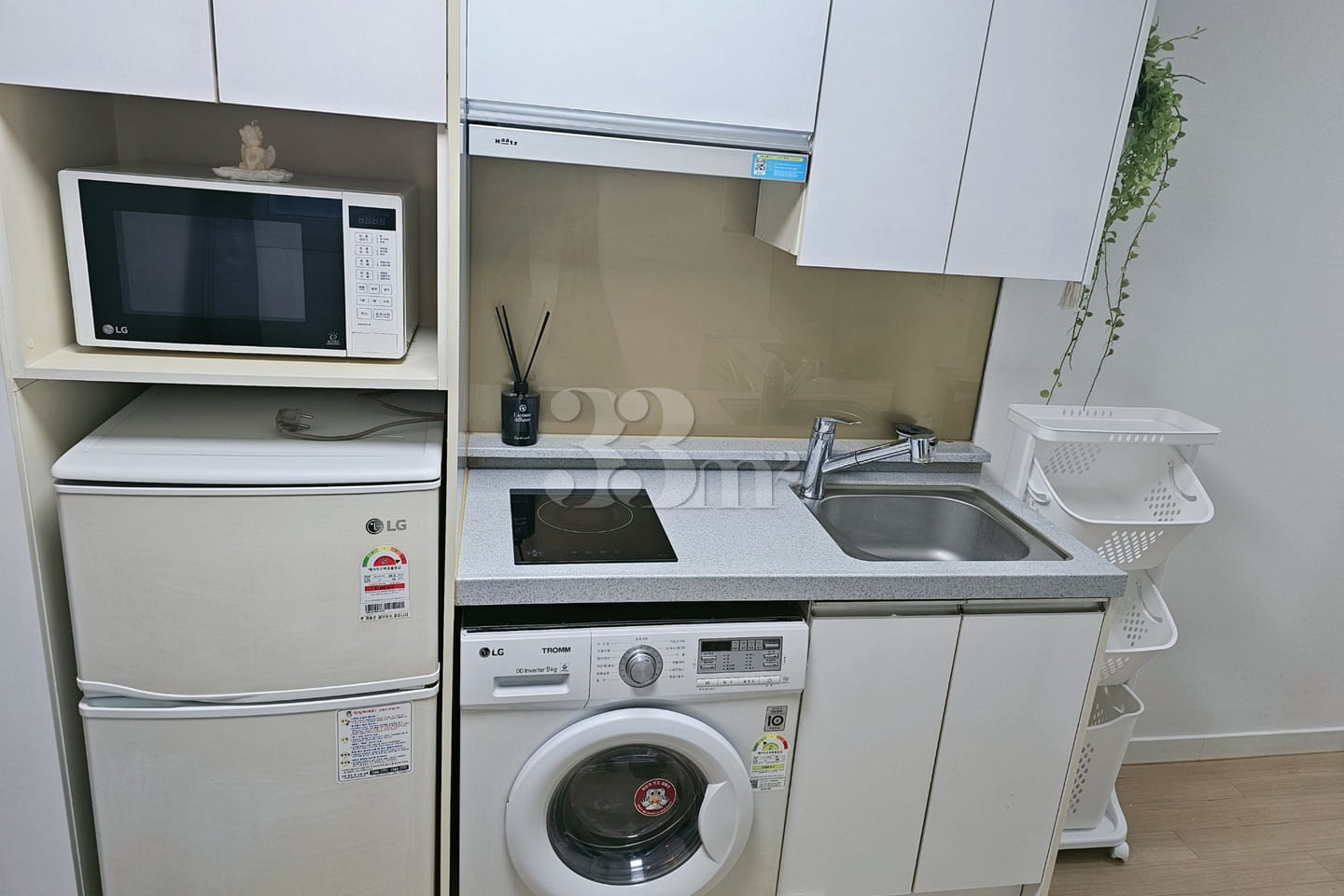 Suyu fully furnished studio apartment 5th image