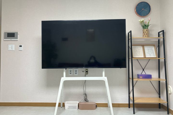 Clean 3-room apartment in Siheung 3th image