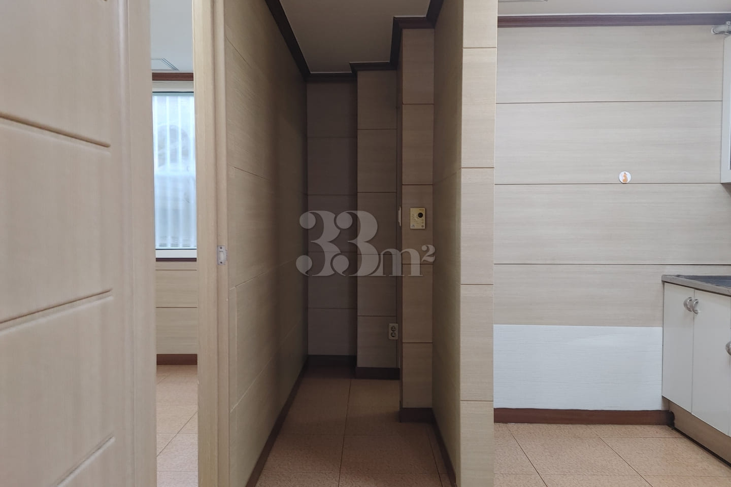 Spacious two-room apartment, 17 pyeong, for 5 4th image