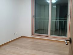 Popular Listing_View-tastic Apartment for Ful 6th image