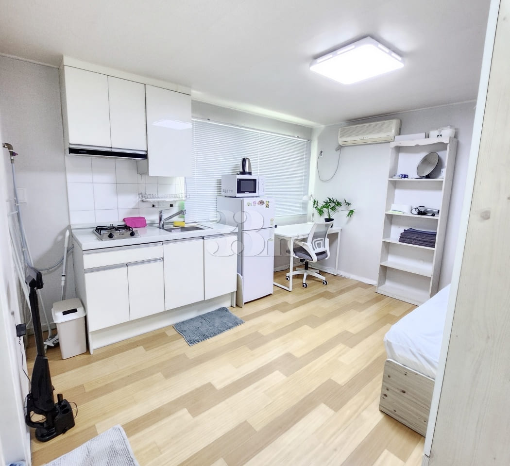 #13 Pretty Room 1th image