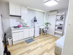 #13 Pretty Room 1th image