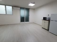 Dongbo Apartment 0th image