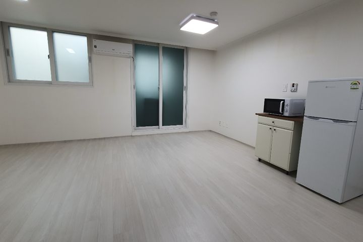 Dongbo Apartment 0th image