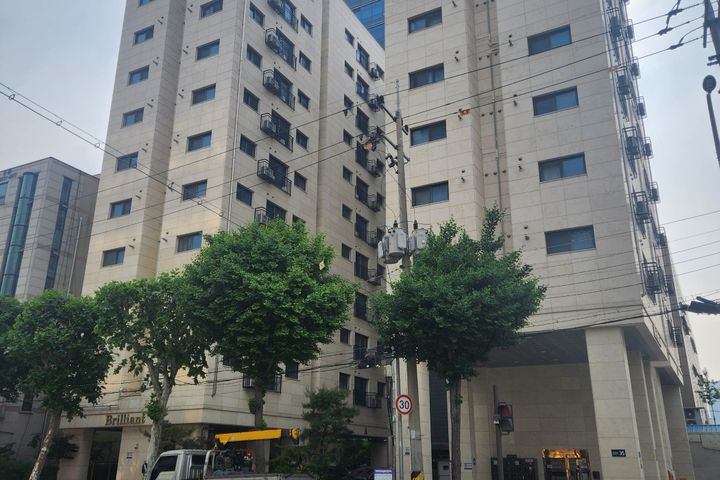 ☘️ Two-bedroom apartment near Yeongdeungpo-gu 18th image