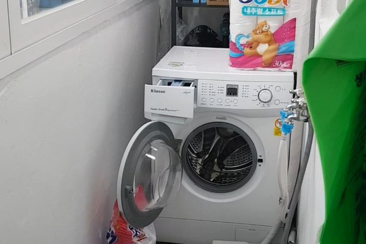 Hwagok-dong, large room, parking available, f 8th image