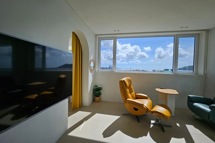 Jeju Ari_Jeju Ocean View with Floor-to-Ceilin 1th image