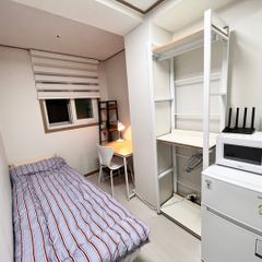 역삼역 도보 2분 숙소 방 이미지