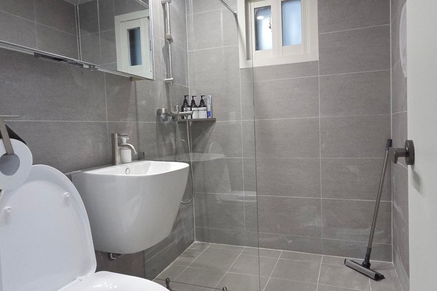 DMC 화이트 스테이 8번째 이미지