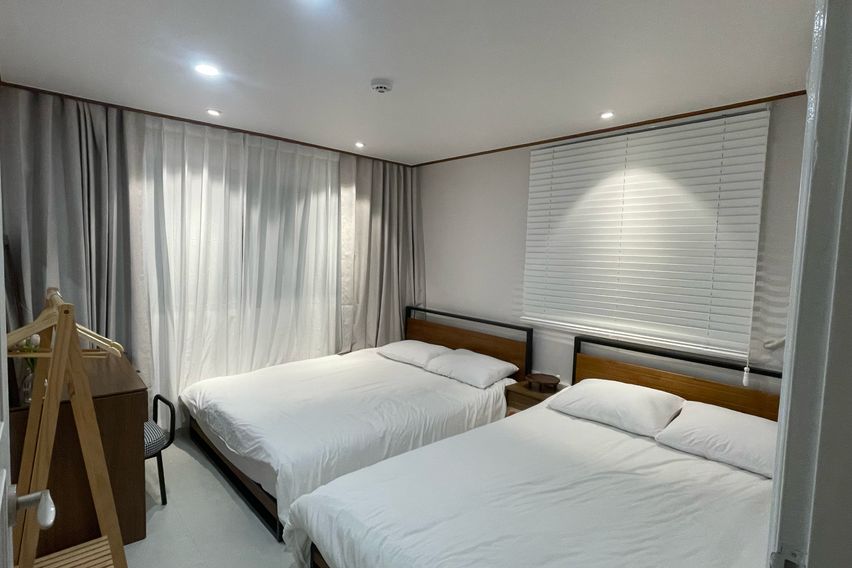 ✴️New listing, 6-minute walk from Hongdae 2th image