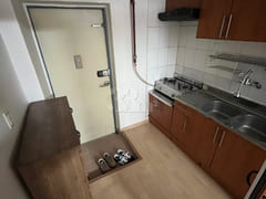 Room 105 6th image
