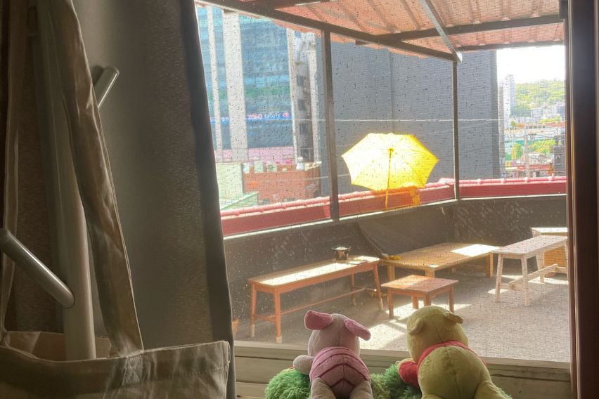 넓은옥탑투룸/4인가능 5번째 이미지