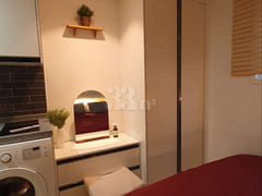 New 3-story studio apartment, 3 minutes from 5th image