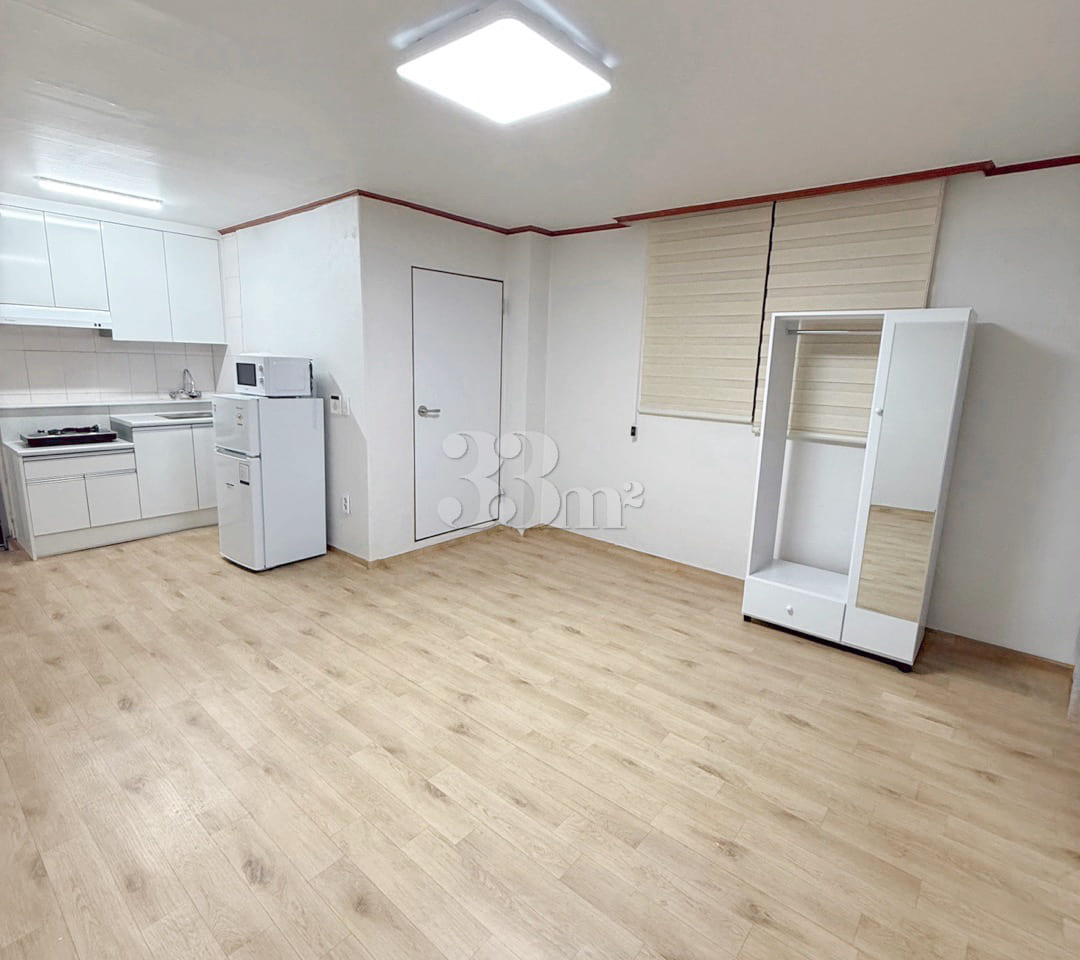 Fully furnished studio apartment, 5 minutes f 0th image