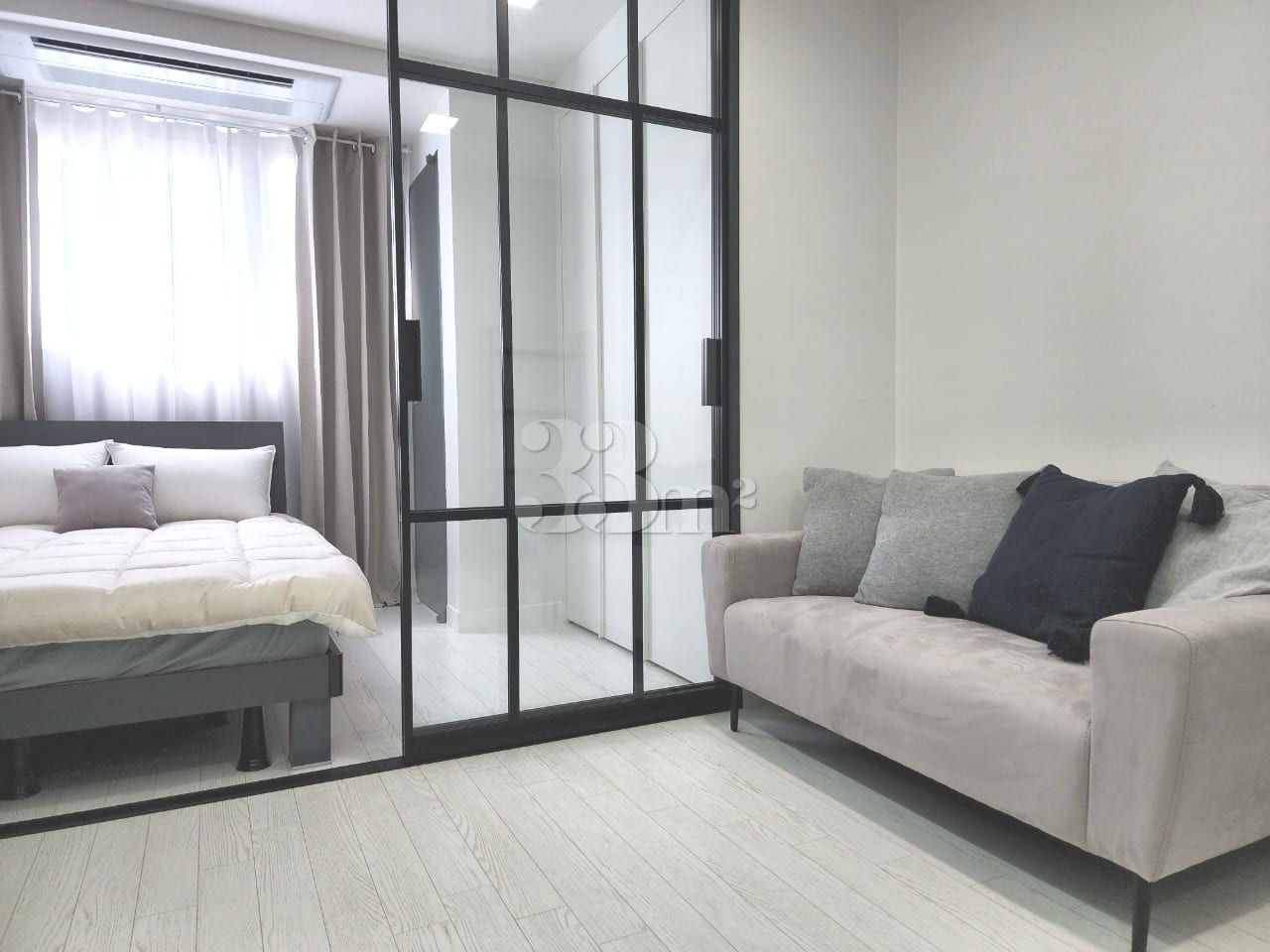The One Officetel with Full Options 0th image