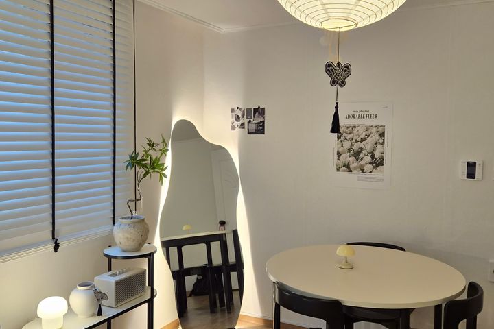 3 minutes from Cheongdam Station / Pleasant t 5th image