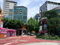 3 min from Hongik Univ. Station - R23 15th image